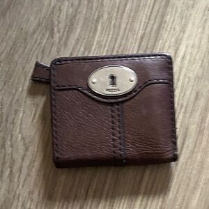 Fossil Brown Leather Wallet – Small Bifold w/ Zip Pocket – Vintage Style